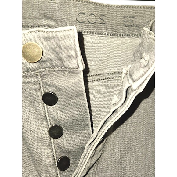 COS Men's Jeans Size 32/34 Regular Fit Gray WashTapered Leg Mid Rise Button Fly - Picture 4 of 6